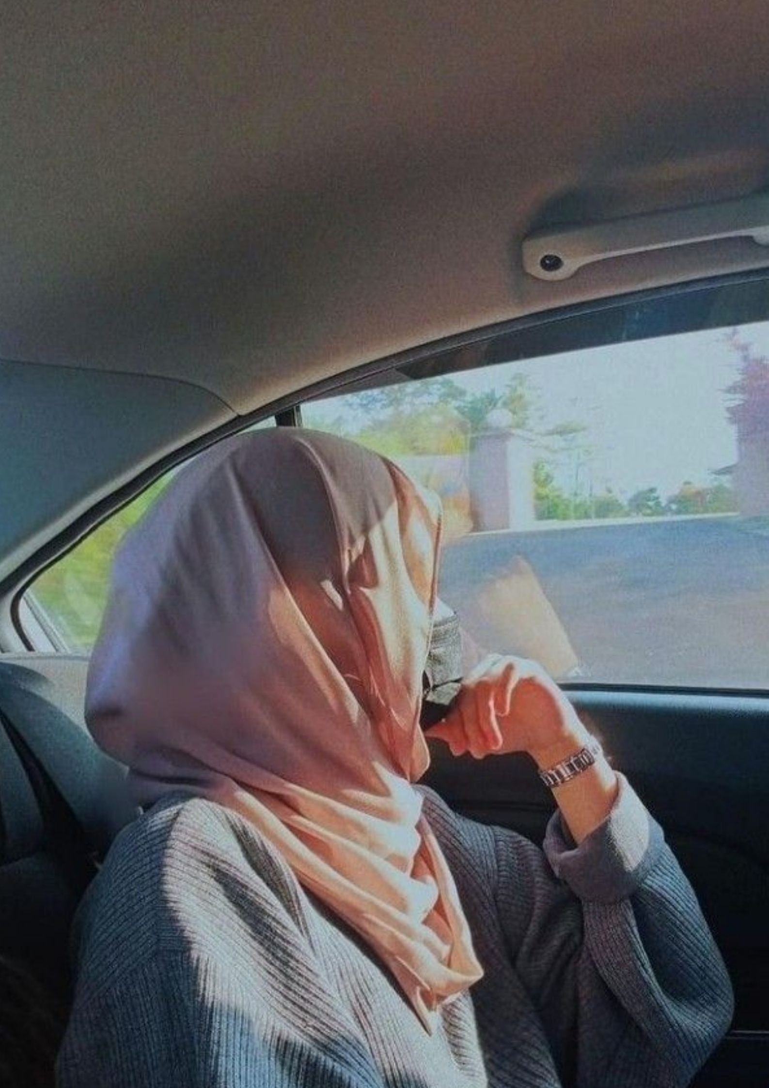 Hijab Girl DP
