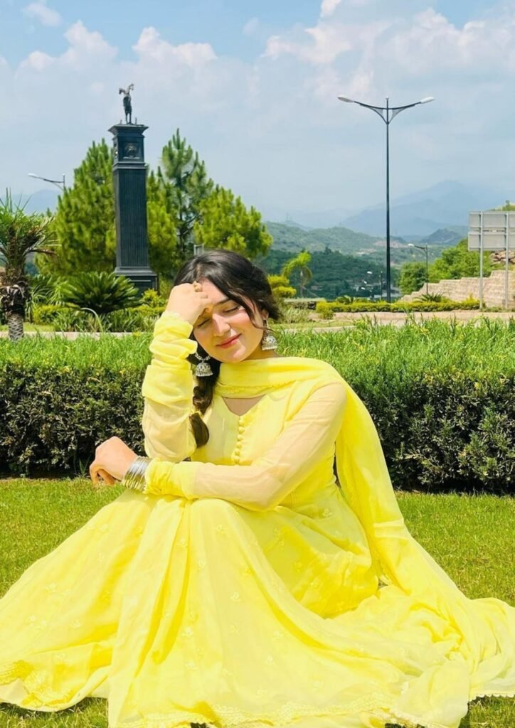 Girl Photo Dp