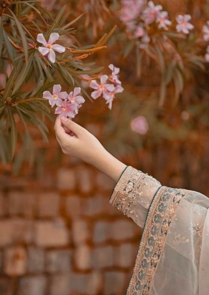 WhatsApp DP for Girls