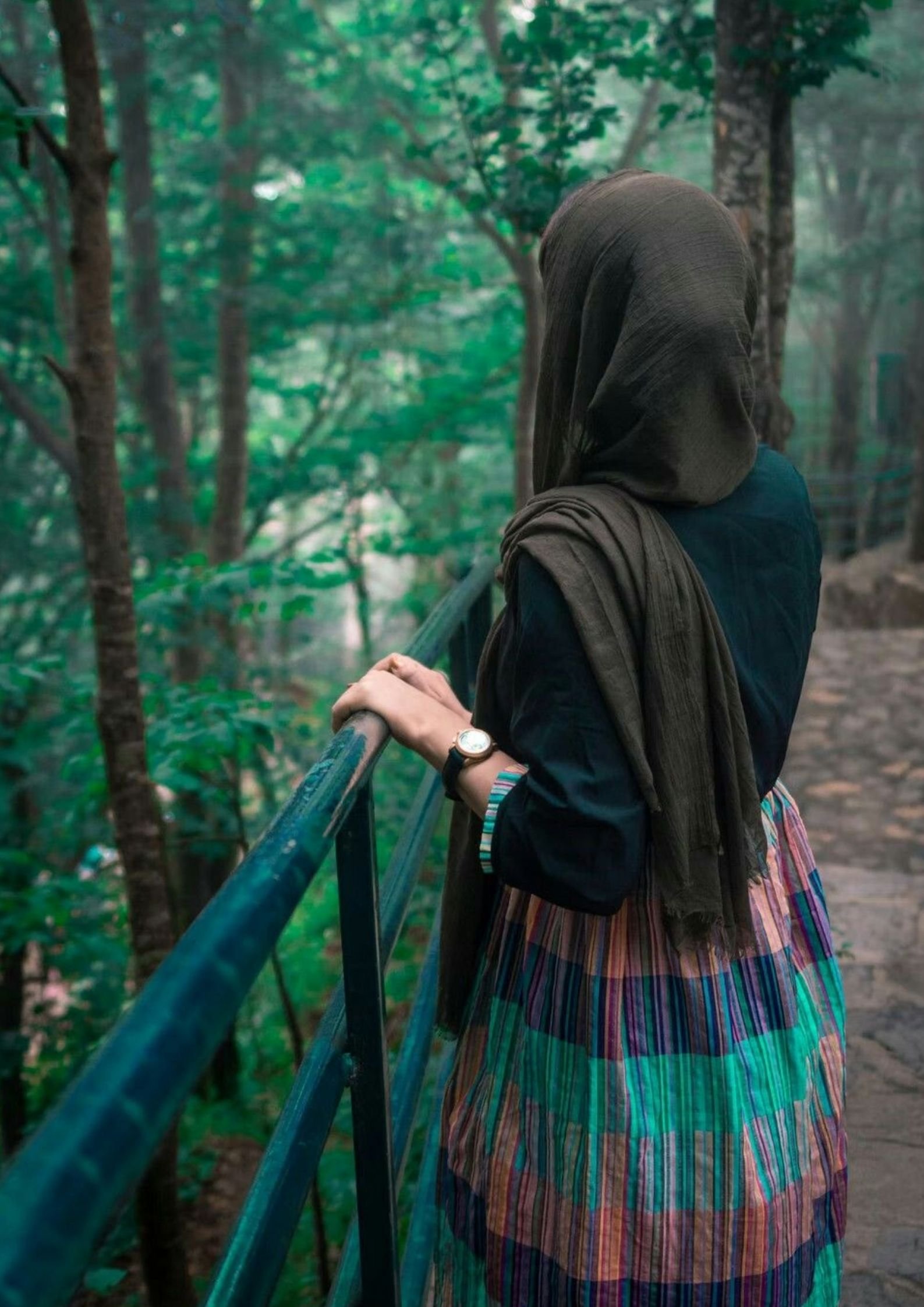 Hijab Girl DP